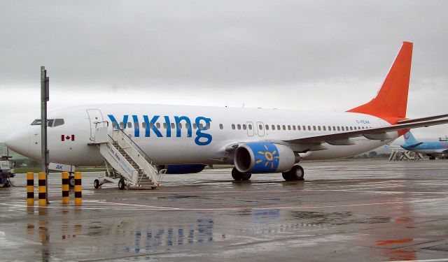 Boeing 737-700 (C-FEAK) - Viking