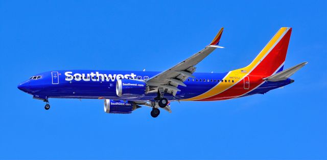 Boeing 737 MAX 8 (N8721J) - N8721J Southwest Airlines Boeing 737-8 MAX s/n 42548 - Las Vegas - McCarran International Airport (LAS / KLAS)br /USA - Nevada April 30, 2021br /Photo: Tomás Del Coro