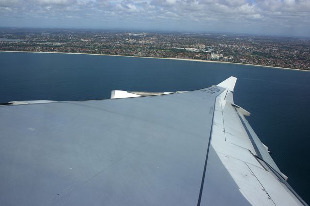 Airbus A340-300 (CC-CQA)