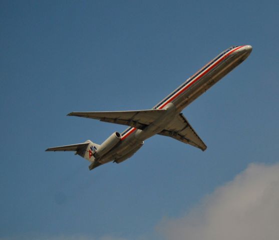 McDonnell Douglas MD-83 (N9405T)