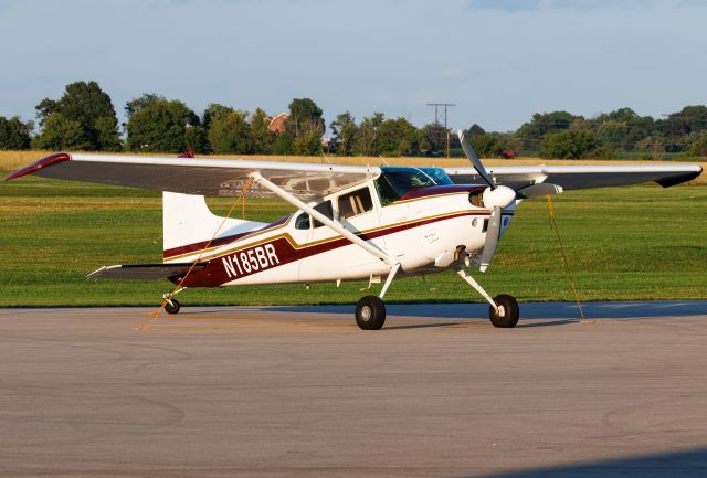 Cessna Skywagon (N185BR)