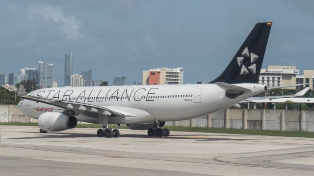 Airbus A330 (N342AV) - Star Alliance livery