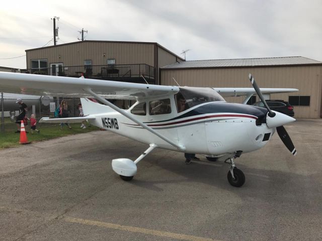 Cessna Skylane (N55MB)