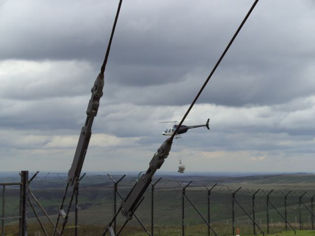 — — - More work at the Holme Moss mast Derbyshire/Yorkshire border UK