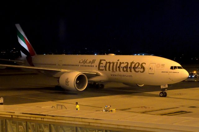 BOEING 777-200LR (A6-EWD) - Adelaide, South Australia, February 5, 2020. Emirates flight arriving - Coronavirus might have been something in a news item at this time that we took didn’t take notice of!