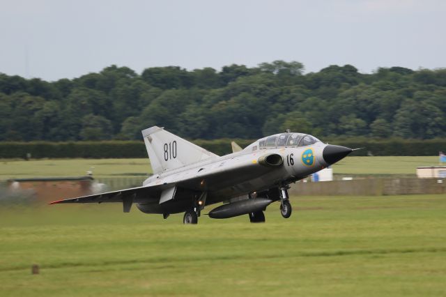 VALMET Draken (N810) - Saab J-35 Draken of the Swedish Air Force Historic Flight takes off at the R.A.F. Waddington air show.