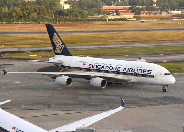 Airbus A380-800 (9V-SKG)