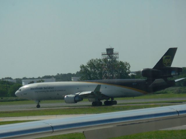 Boeing MD-11 (N271UP)