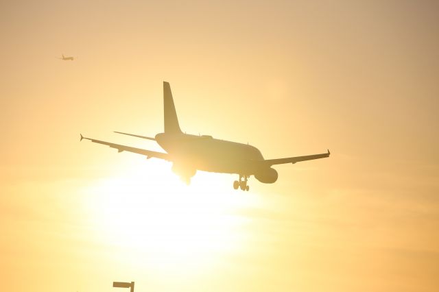 Airbus A320 (N592JB)