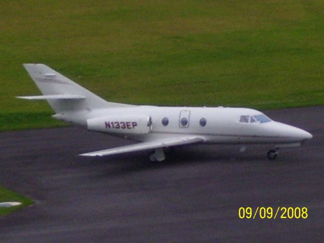 Dassault Falcon 10 (N133EP)