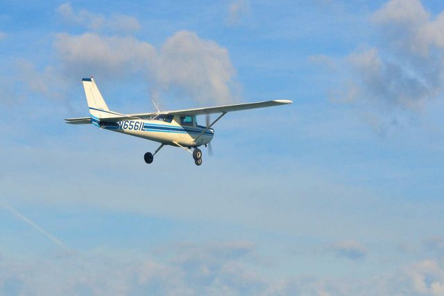 Cessna 152 (N6561L)