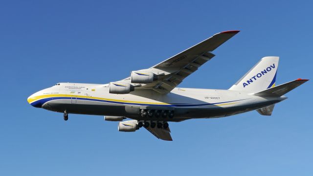 Antonov An-124 Ruslan (UR-82007) - ADB1830 from RJGG / NGO on final to Rwy 16R on 1/10/16. (ln 01-05 / cn 19530501005).