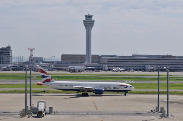 Boeing 777-200 (G-YMMJ) - 2014/7/12