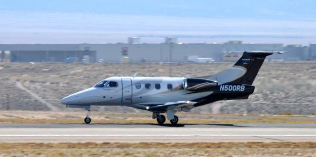 Embraer Phenom 100 (N500RB)