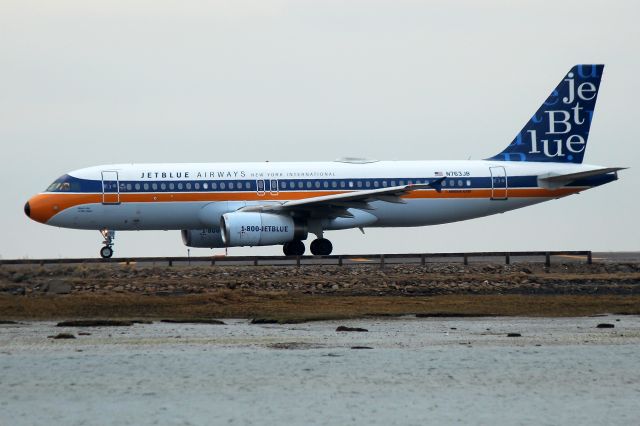 Airbus A320 (N763JB) - JetBlues New York International livery taxiing on November