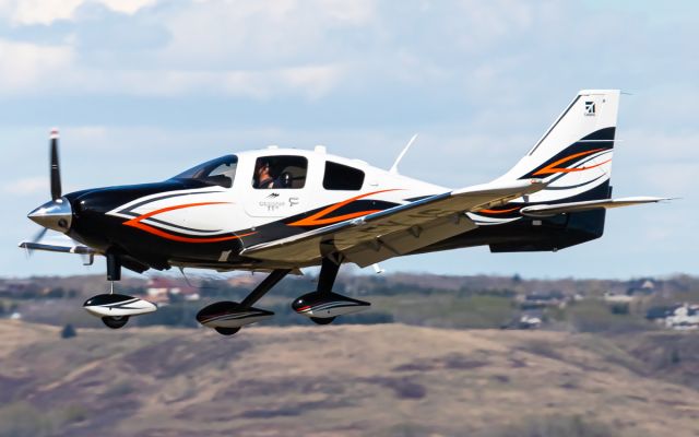 Cessna TTx (C-FXJS)