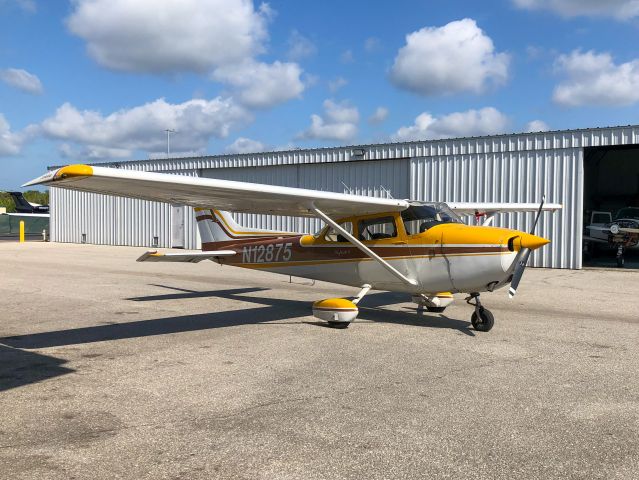 Cessna Skyhawk (N12875) - Getting ready for a test flight. 