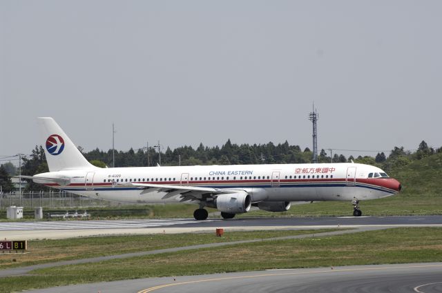 Airbus A320 (B-6329) - Departure at Narita Intl Airport Rwy16L on 2013/05/06