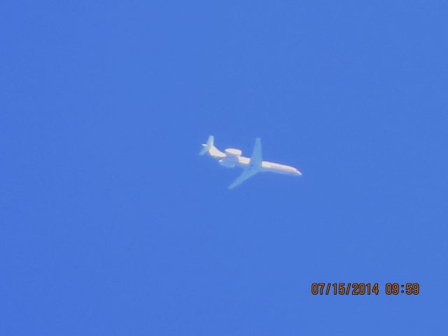 Embraer ERJ-135 (N850AE) - American Eagle flight 3638 from DFW to CID over Baxter Springs KS (78KS) at 35k feet.