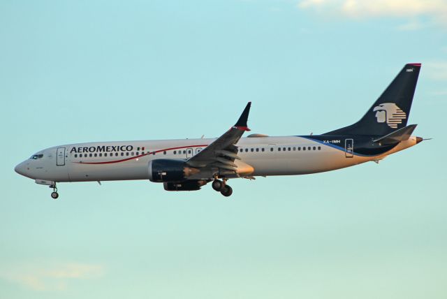 Boeing 737 MAX 9 (XA-IMH) - AeroMexico / Boeing 737 Max 9 / MSN 43711 / XA-IMH / MMMX 01/2023