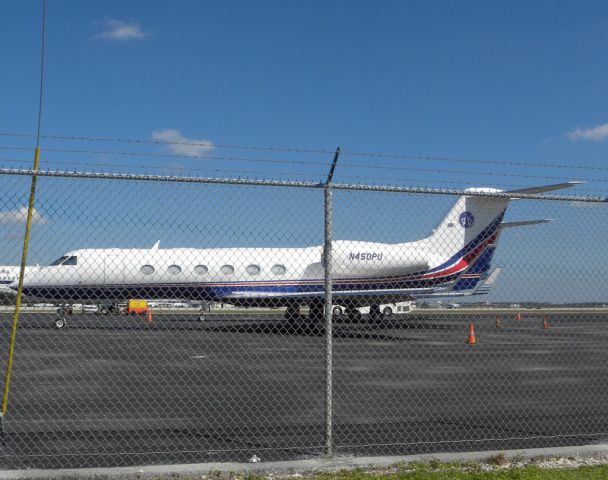 Gulfstream Aerospace Gulfstream IV (N450PU)