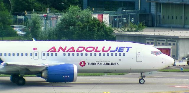 Boeing 737 MAX 8 (TC-LAG) - TCLAG04072022ZRH.jpgbr /Del. 12/2021.