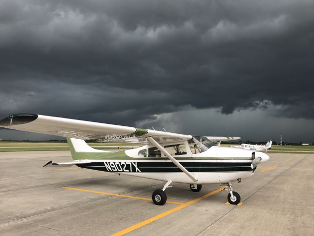 Cessna Skylane (N9027X)