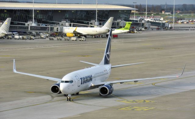 Boeing 737-700 (YR-BGI) - Tarom Boeing 737-78J(WL) YR-BGI in Brussels 