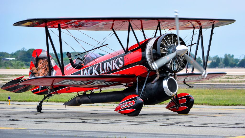 N32KP — - Screamin Sasquatch taxiing out for a performance at RI Air Show 2016