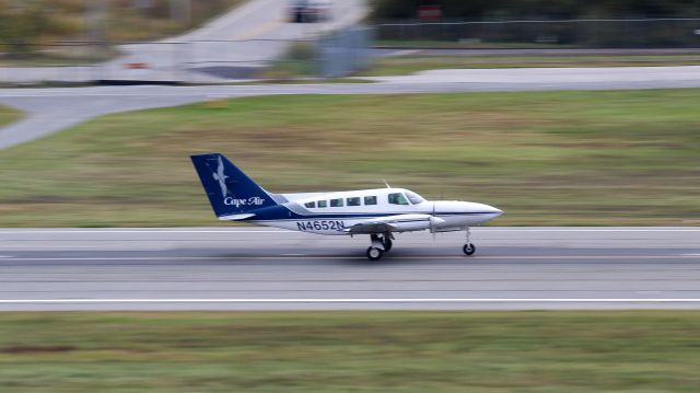 Cessna 402 (N4652N)