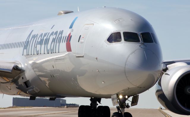 Boeing 787-9 Dreamliner (N822AN)