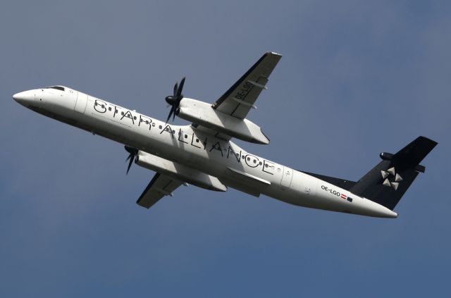 de Havilland Dash 8-400 (OE-LGO)