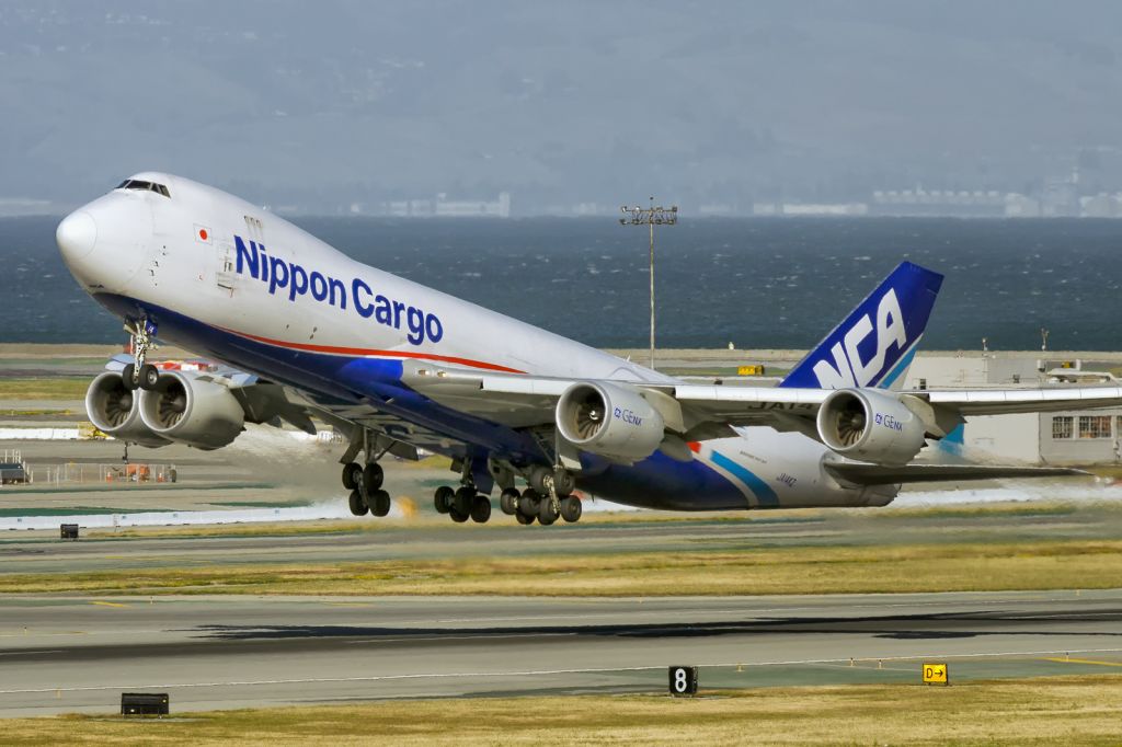 BOEING 747-8 (JA14KZ) - 14th May, 2017