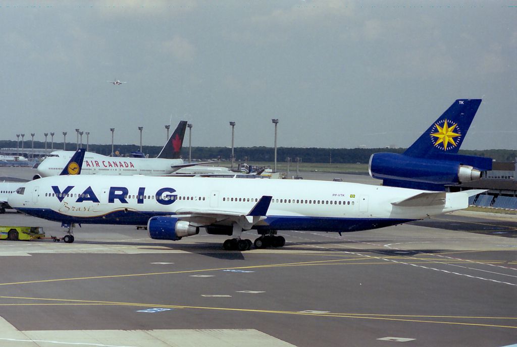 Boeing MD-11 (PP-VTK)