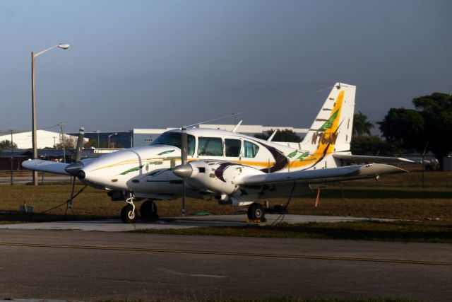 Piper Aztec (N76AW) - 08-Apr-11