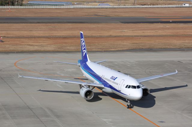 Airbus A320 (JA8609)