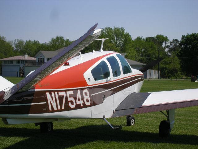 Beechcraft 35 Bonanza (N17548)