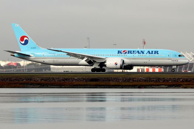 Boeing 787-8 (HL8085) - 'Koreanair 91' arriving from Seoul Incheon International Airport, South Korea