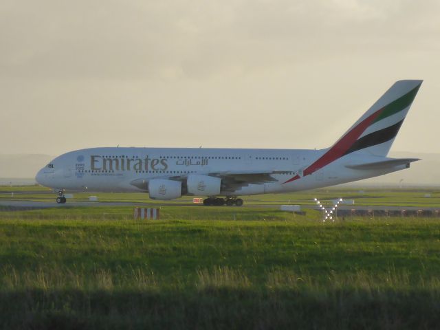 Airbus A380-800 (A6-EDF)