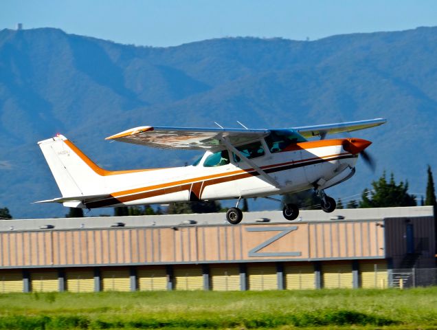 Cessna Cutlass RG (N4604V) - Local Cessna 172RG departing @ KRHV.