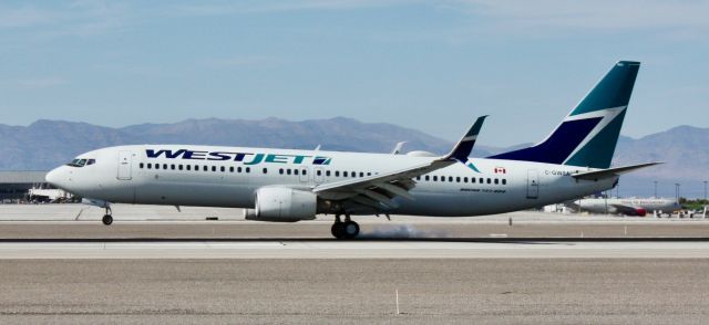 Boeing 737-800 (C-GWSA)