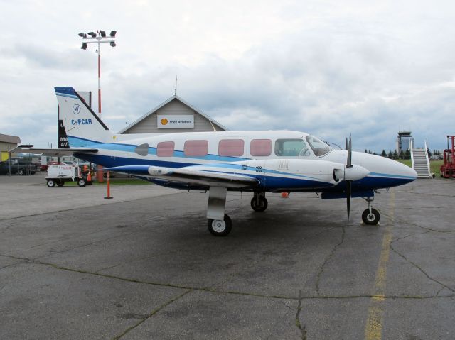 Piper Navajo (C-FCAR)