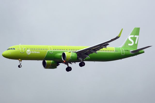 Airbus A321neo (VQ-BGR)