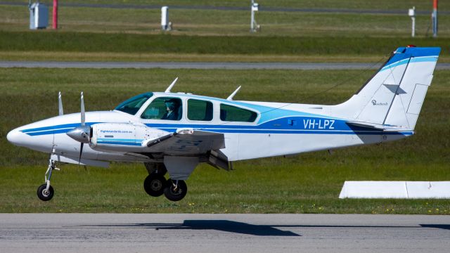 Beechcraft 55 Baron (VH-LPZ)