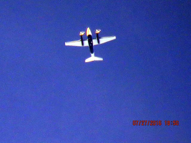 Beechcraft Super King Air 200 —