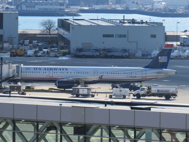 Airbus A321 (N563UW)