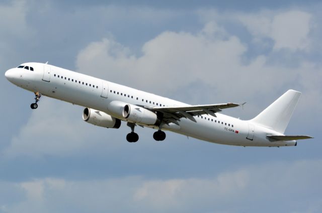 Airbus A321 (TC-GPA)