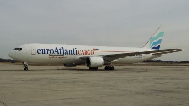 BOEING 767-300 (CS-TLZ) - Unusual visitor to CLT.