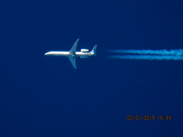 Embraer EMB-145XR (N13132)