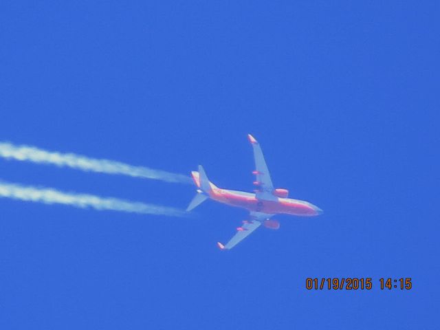 Boeing 737-700 (N220WN) - Southwest Airline flight 159 from PHX to CLE over Southeastern Kansas at 39,000 feet.